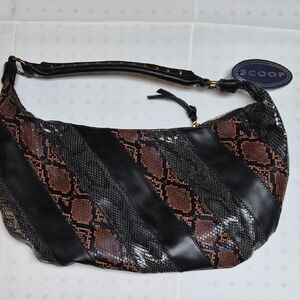 NWT Scoop Black and Brown Hobo Bag
